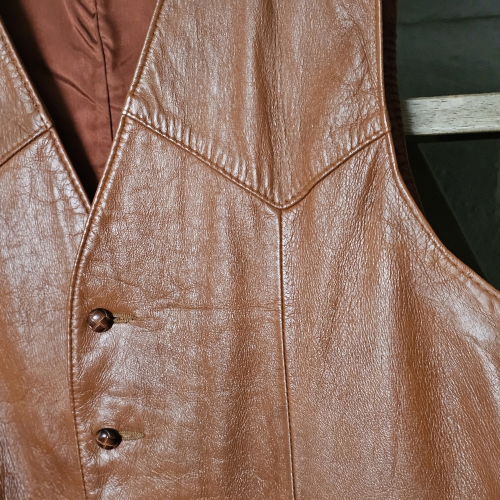 Vintage 70's H Bar C California Ranchwear Brown Glossy Western Leather Vest - Picture 3 of 10